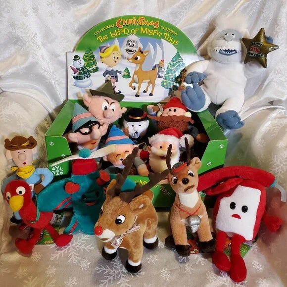 Stuffins Rudolph Island of Misfit Toys 1998-1999 CVS Plush Set of 12 w/Display - Picture 1 of 8